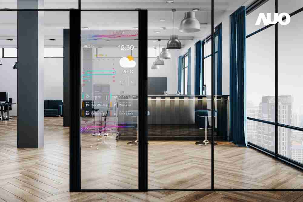 60吋Micro LED透明窗屏显示器，，，，可依需求调整并延伸应用于不同场域，，，，包括汽车侧窗或家庭玄关、、、智慧橱窗、、、商业展示等面向，，提供丰富的信息娱乐内容